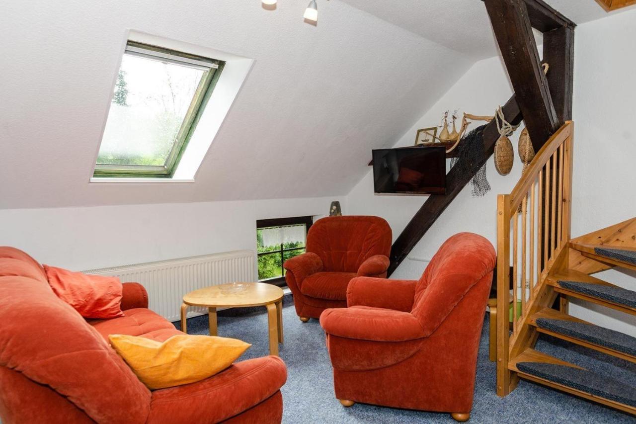 Apartmán 3-Raum-Fewo-Fuer-5-Personen-1-Aufbettung-Auf-Ruegen Schaprode Exteriér fotografie